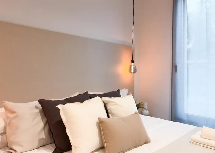 Tayp Navalmoral Hotel *